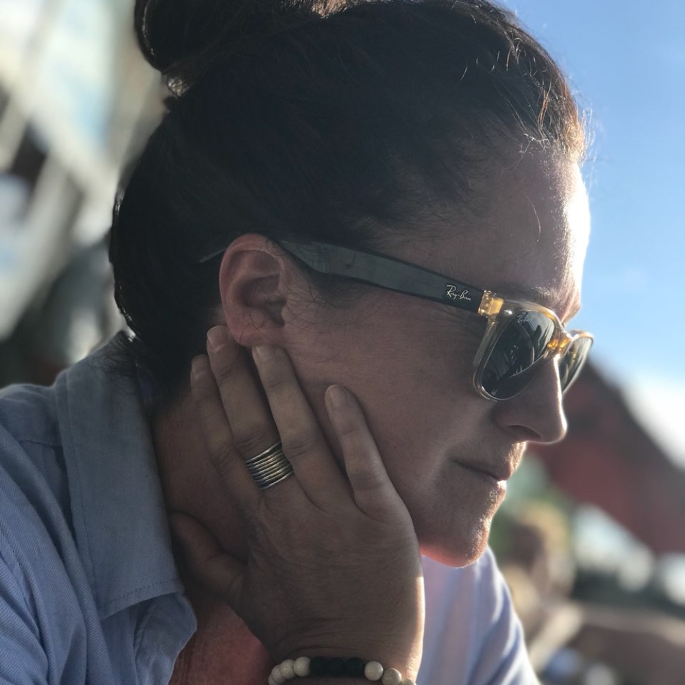 Meet your Posher, Debbra